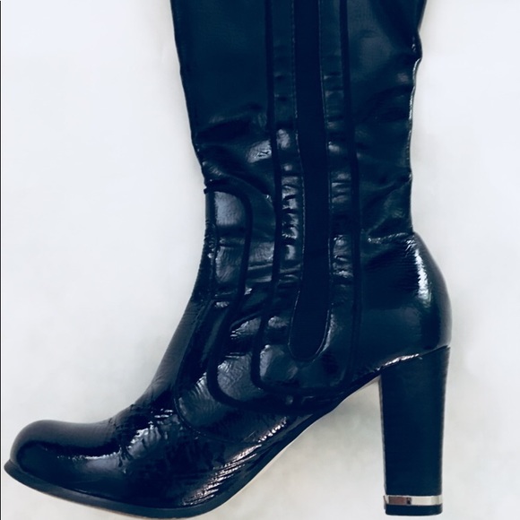 ‼️SOLD‼️WHBM Black knee high boots‼️ - Picture 3 of 5